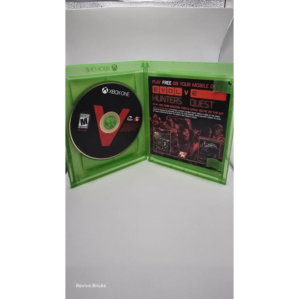 Evolve (Microsoft Xbox One, 2015) CIB Complete W/ Slipcover Tested Working Great